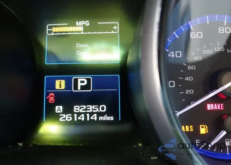 2018 Subaru Outback 2.5I Premium z USA, uszkodzony, nr VIN 4S4BSACCXJ3292461